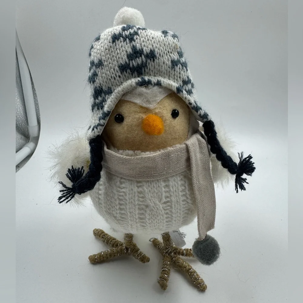 2019 Target Wonder Shop Bird Clove Featherly Friends White Winter Bird • w/ Tag